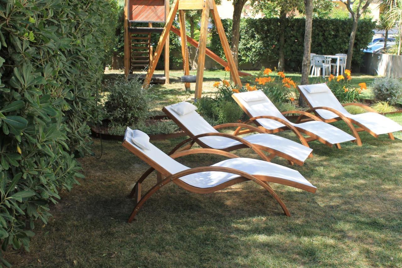 Hotel Astor B&B Lido di Classe Eksteriør bilde
