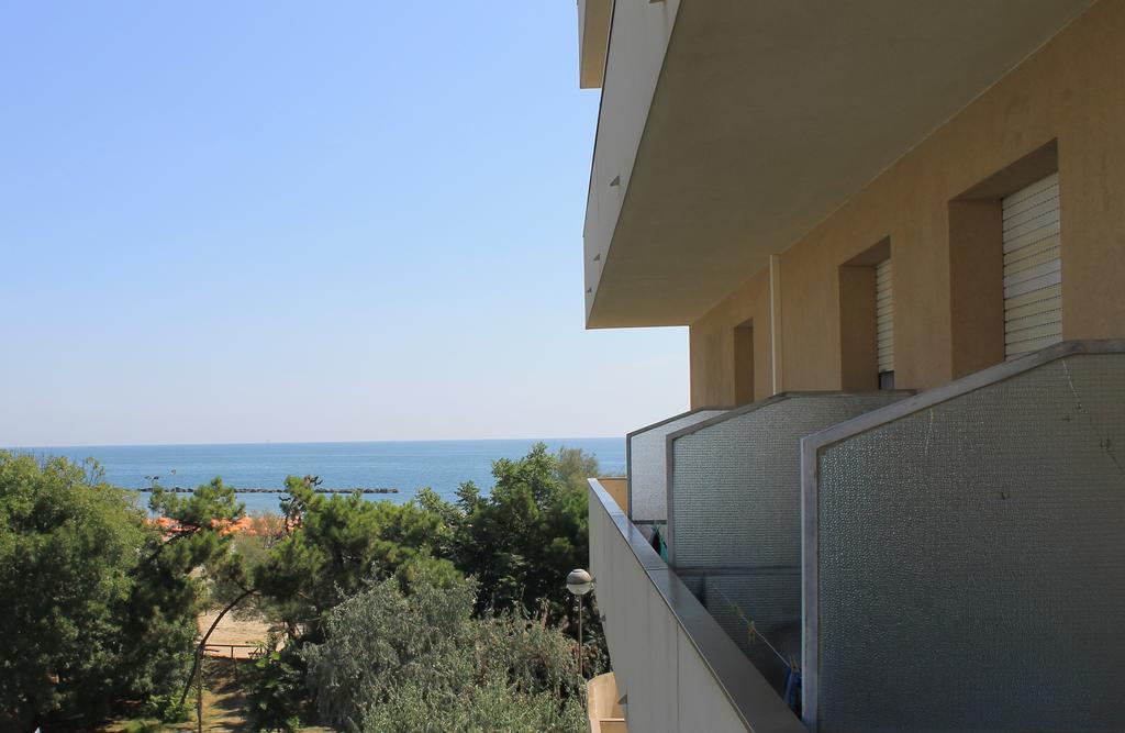 Hotel Astor B&B Lido di Classe Eksteriør bilde