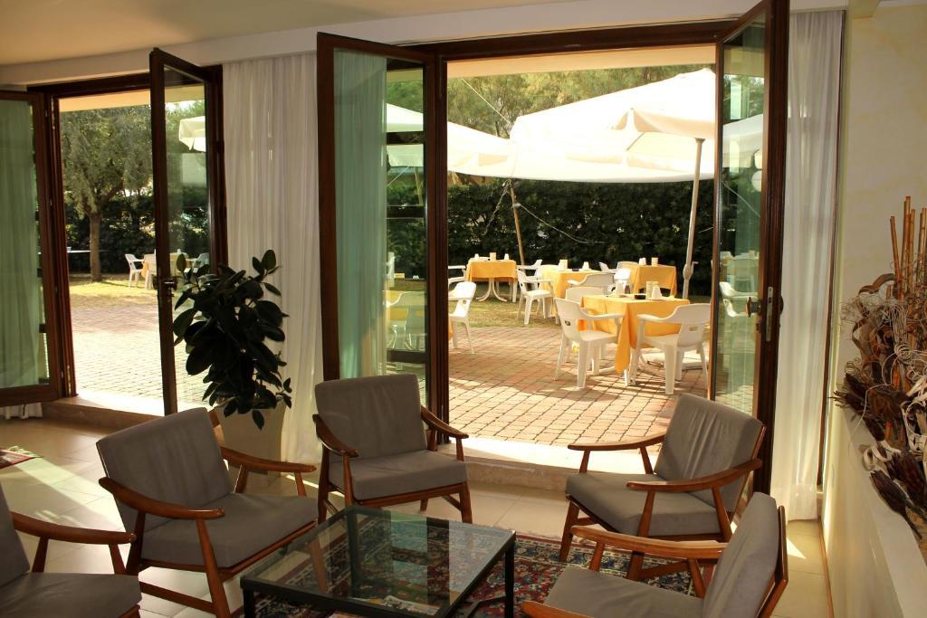 Hotel Astor B&B Lido di Classe Eksteriør bilde